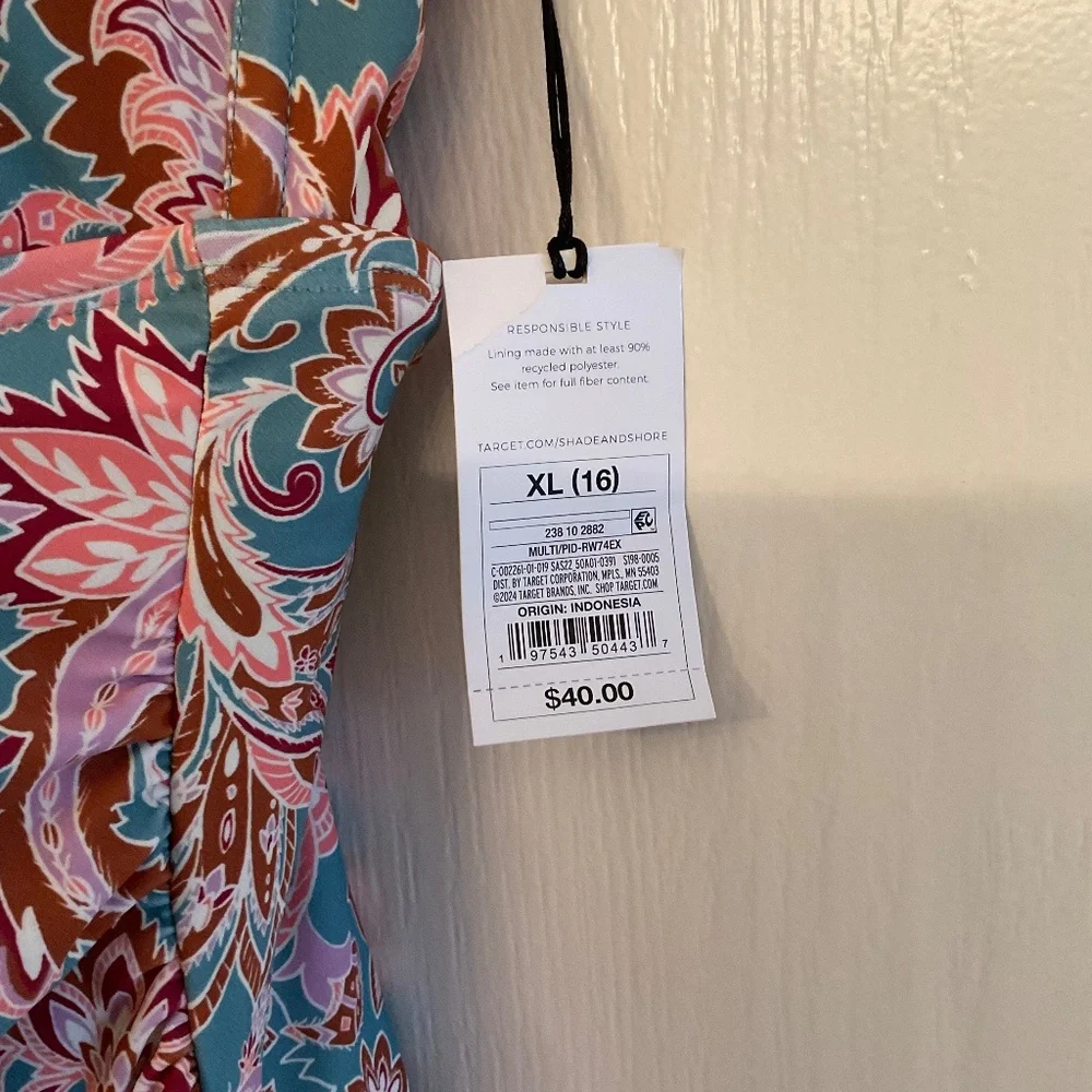 Shade and Shore Paisley Print One-Piece Swimsuit size XL *NWT* - Picture 4 of 5